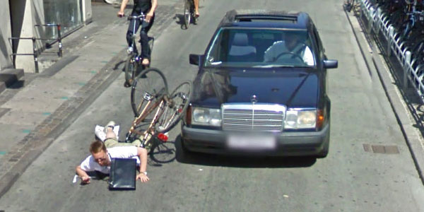 1_google_street_view_bike_crash.jpg